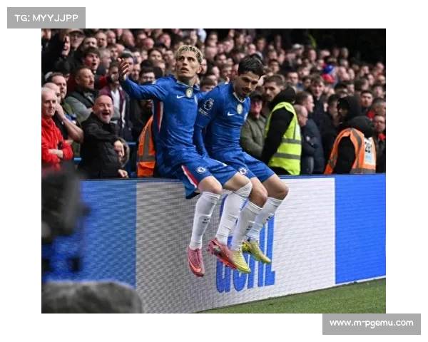 理查兹批评加纳乔切尔西生涯:缺乏防守意愿导致失去位置